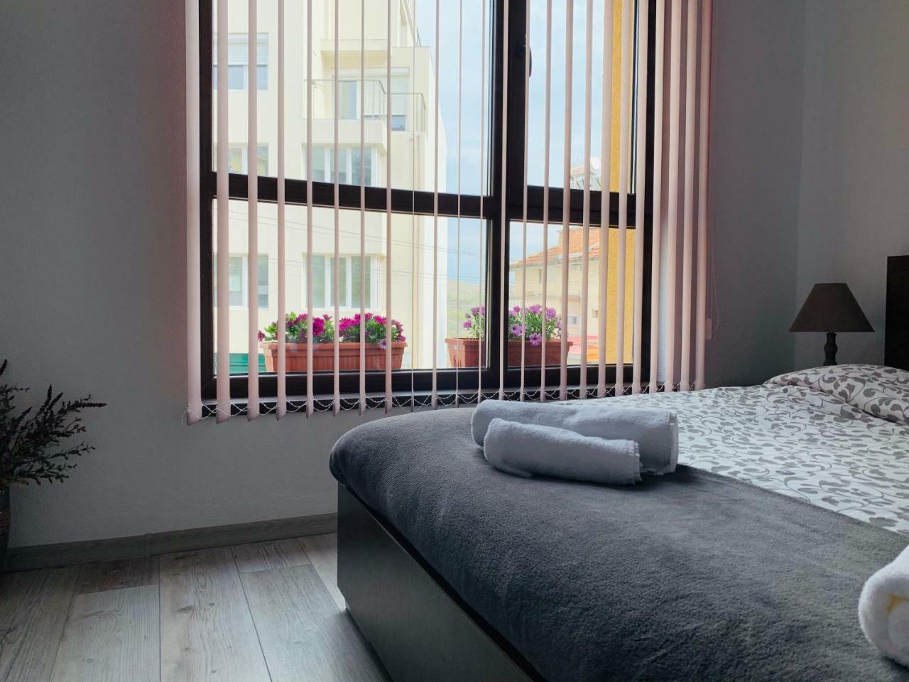 Babylon Apartment Sandanski Ngoại thất bức ảnh